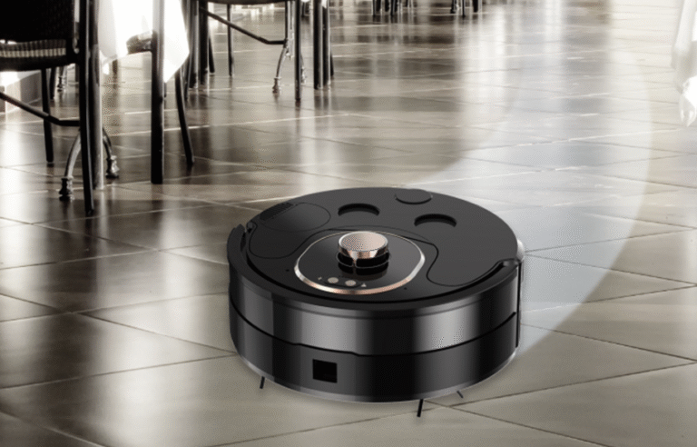レストランでの清掃ロボット活用なら、ROBOTI